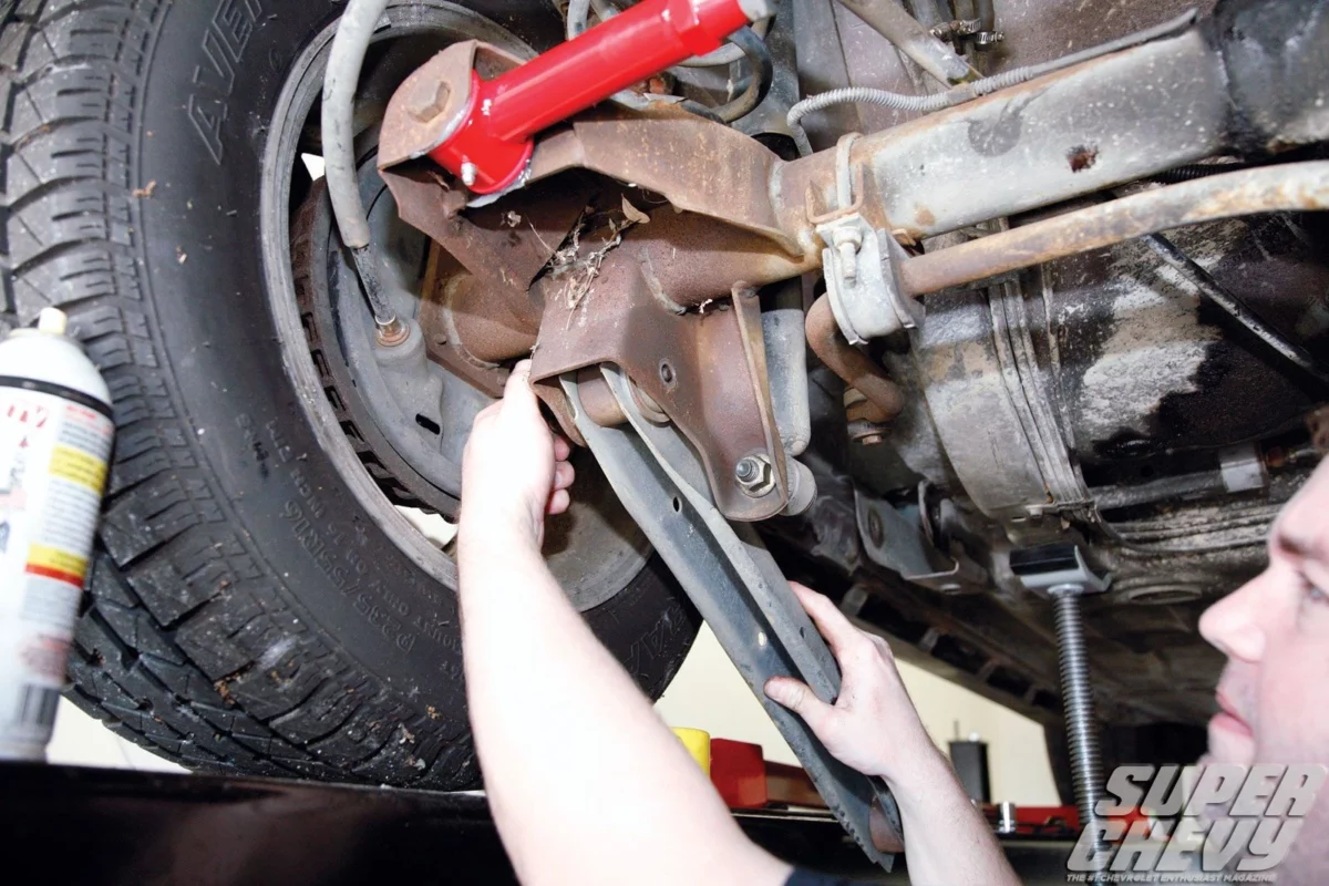 3rd-Gen-Fbody-Subframe-Control-Arm-Install-19